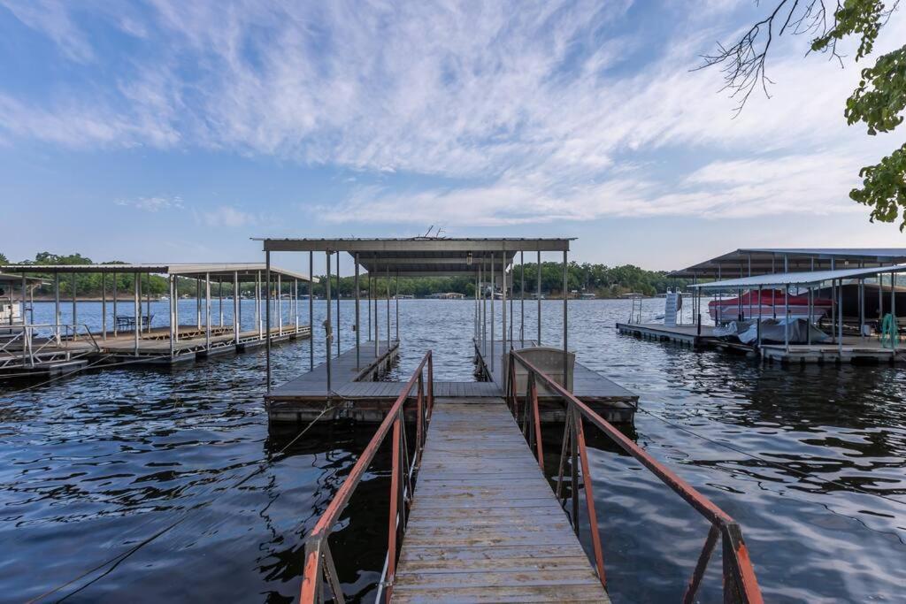 Funky Little Lakehouse - Private Dock And Sunset View Sunrise Beach Extérieur photo